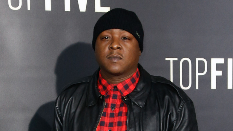  Jadakiss in black jacket