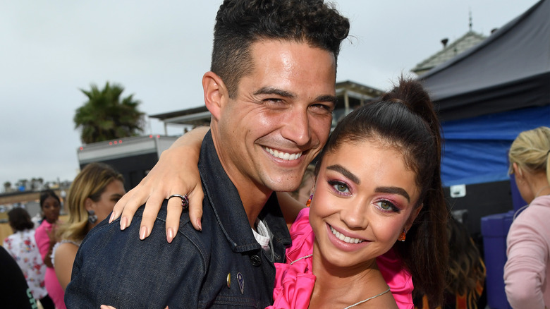 Wells Adams, Sarah Hyland laughing