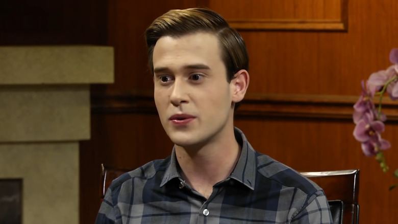 Hollywood Medium's Tyler Henry screenshot