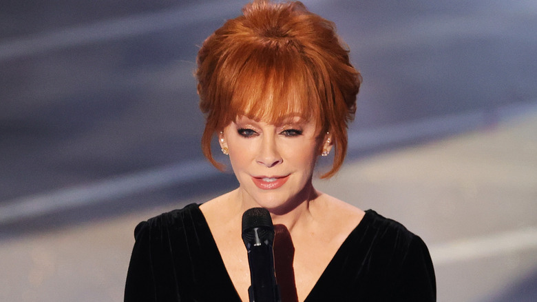 Reba McEntire speaking