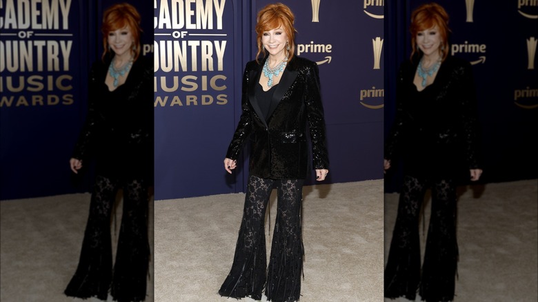 Reba McEntire posing