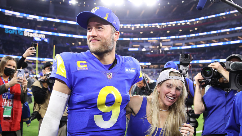 Kelly and Matthew Stafford pose together