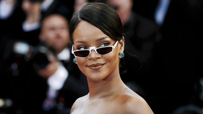 Rihanna wearing sunglasses