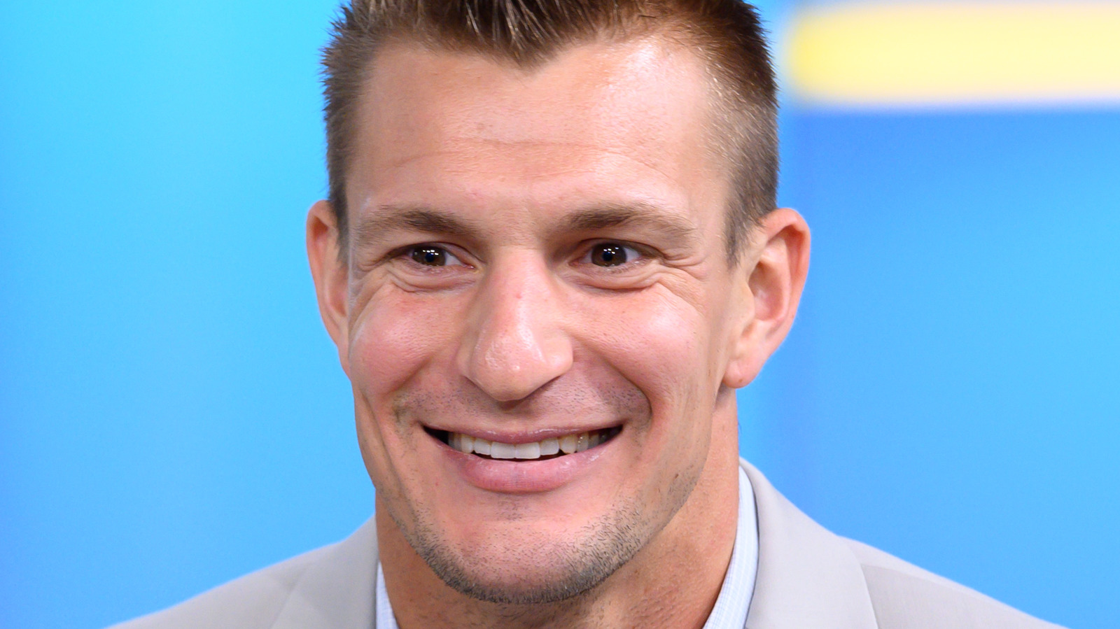 Rob Gronkowski: I want to 'dip my toes' into free agency, but