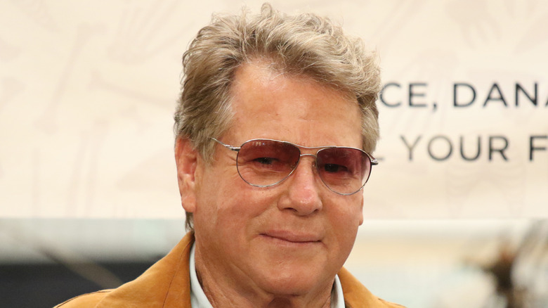 Ryan O'Neal sunglasses