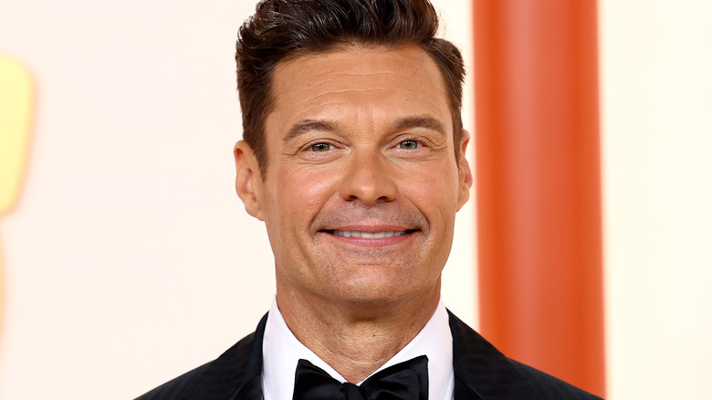 Ryan Seacrest smiling 