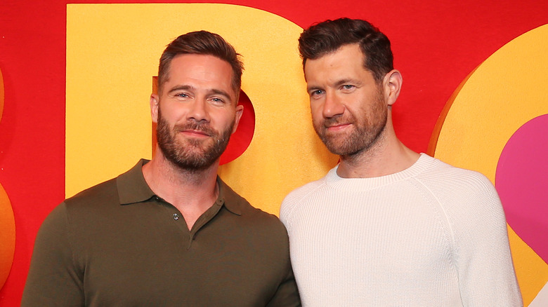 Luke Macfarlane, Billy Eichner posing