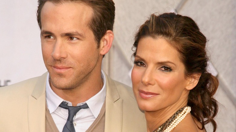 Sandra Bullock and Ryan Reynolds at The Proposal premiere 