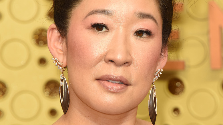 Sandra Oh posing