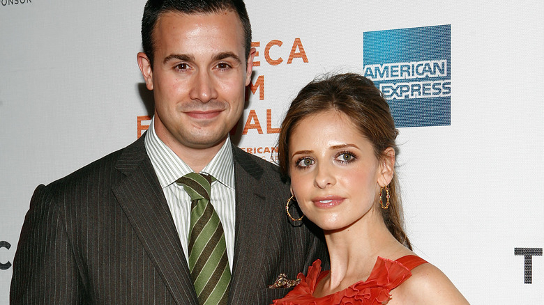 Freddie Prinze, Jr. and Sarah Michelle Gellar