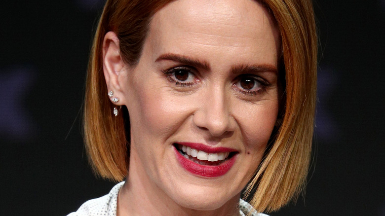 Sarah Paulson bob