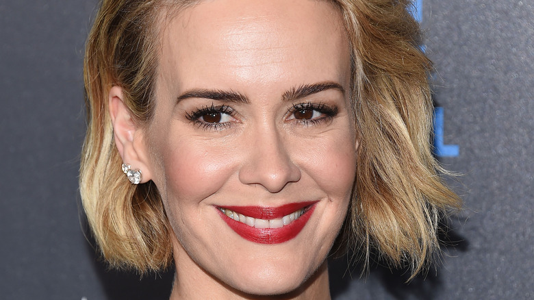 Sarah Paulson blonde bob