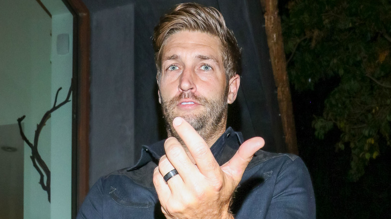 Jay Cutler wearing ring and gesturing