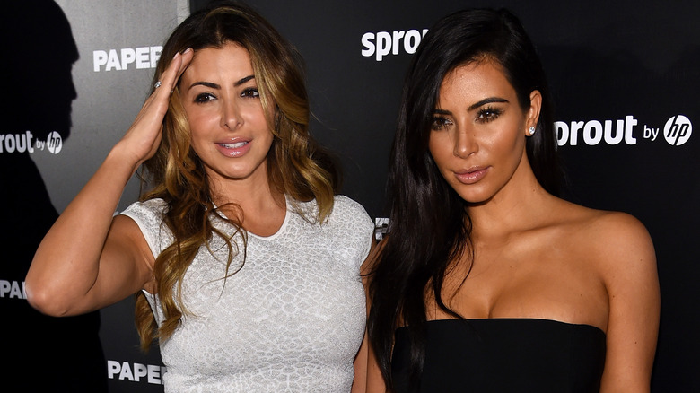 Larsa Pippen, Kim Kardashian posing