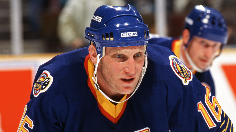 Brett Hull bending forward