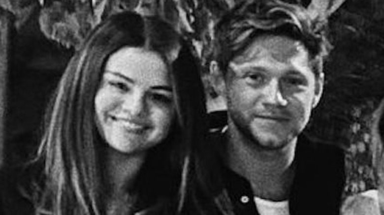 Selena Gomez and Niall Horan posing