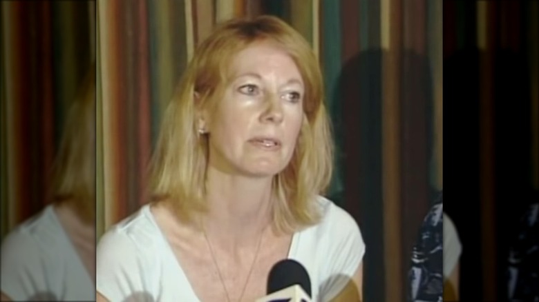 Beth Holloway at an Aruban press conference