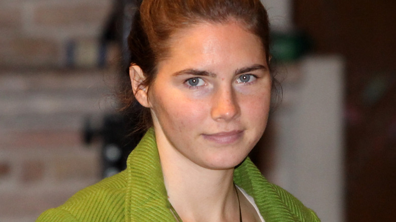 Amanda Knox smirking 