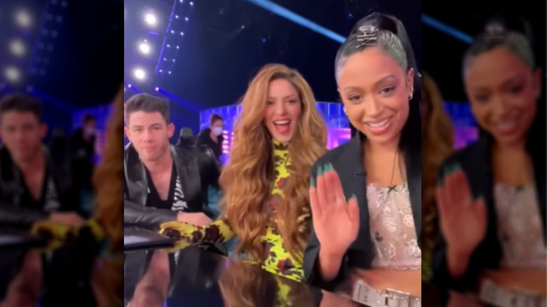 Shakira, Nick Jonas, and Liza Koshy on set of "Dancing with Myself."