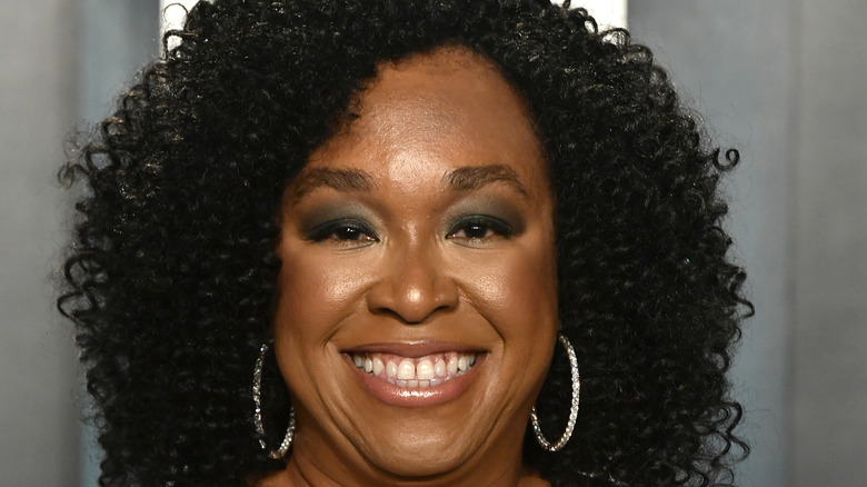 shonda rhimes on the red carpet 