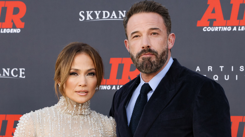 Ben Affleck and Jennifer Lopez posing together