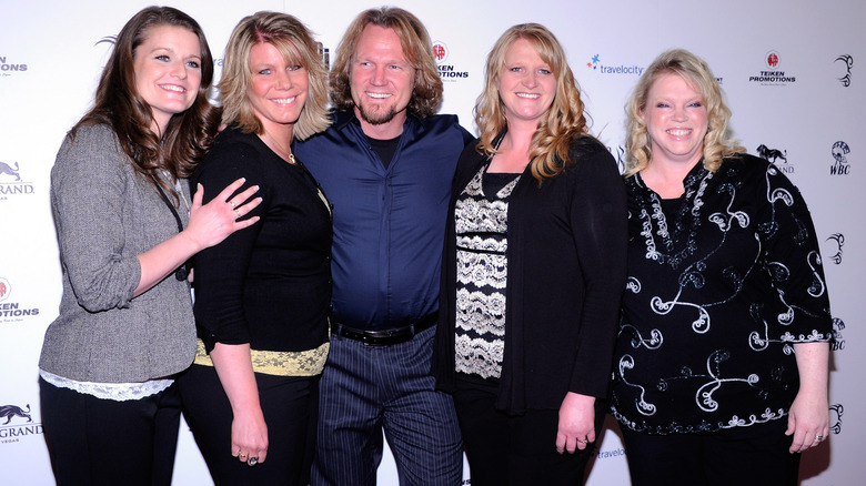 Robyn Brown, Meri Brown, Kody Brown, Janelle Brown, Christine Brown, posing