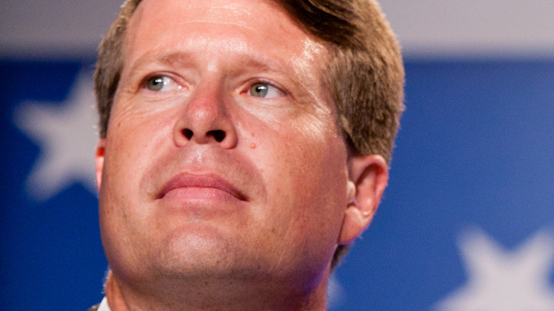 jim bob duggar looking up