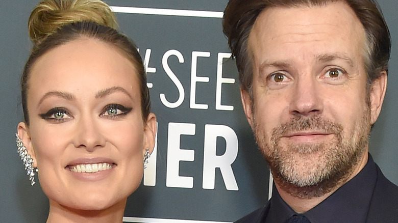 Olivia Wilde and Jason Sudeikis smiling