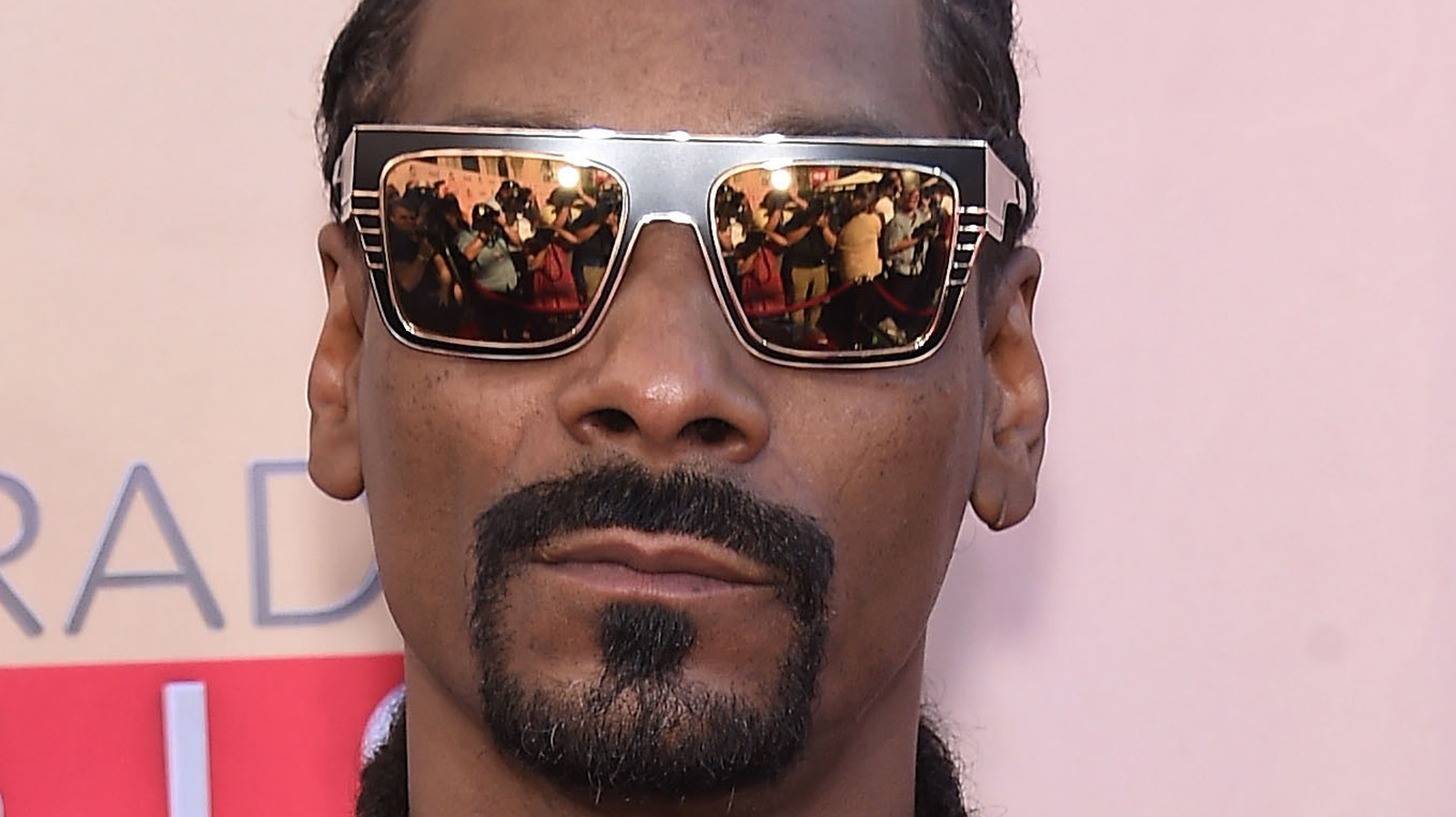 Snoop Dogg Shares Touching Family Photo After His Mother's Death