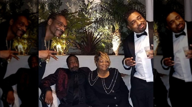 Snoop Dogg Instagram mother brothers