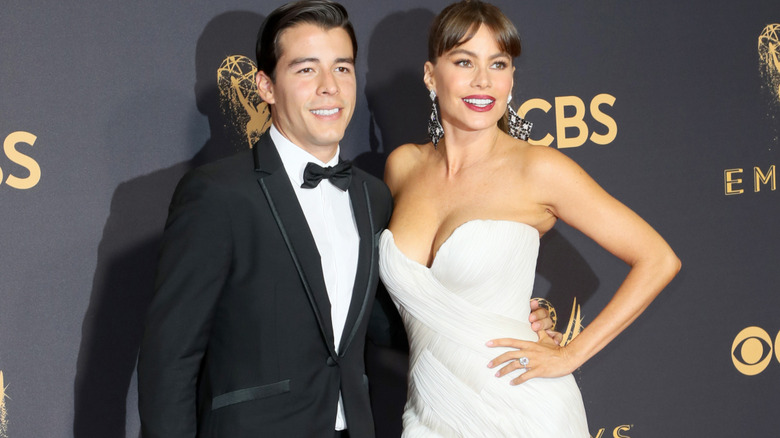 Manolo and Sofia Vergara dressed formally on red carpet for the Emmy awards