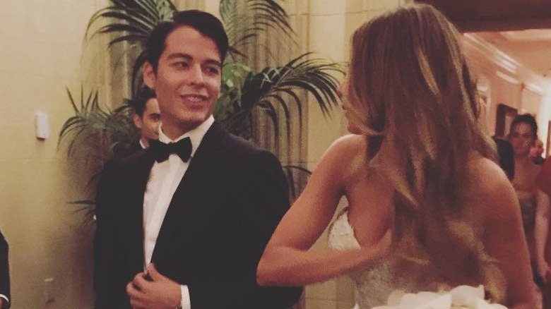 Manolo and Sofia Vergara at wedding venue