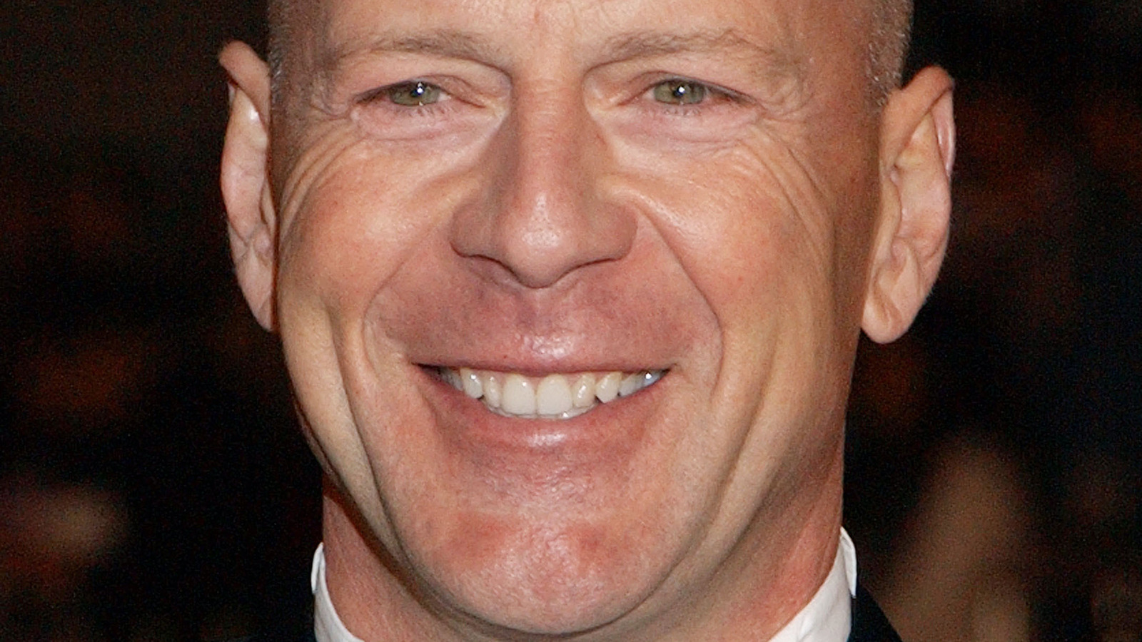 Source Outlines How Bruce Willis' Family Is Supporting Him After ...