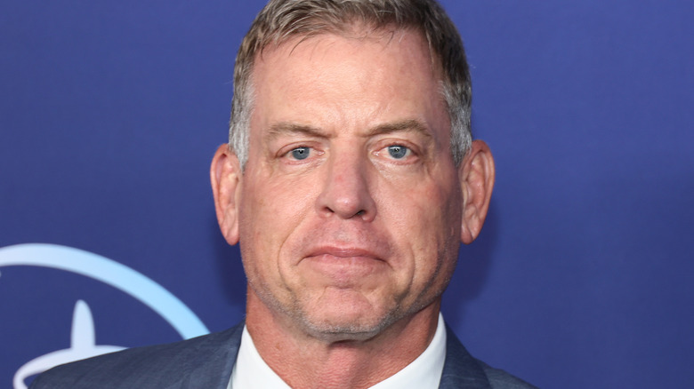 Troy Aikman posing