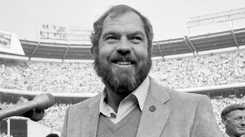 Merlin Olsen at microphone