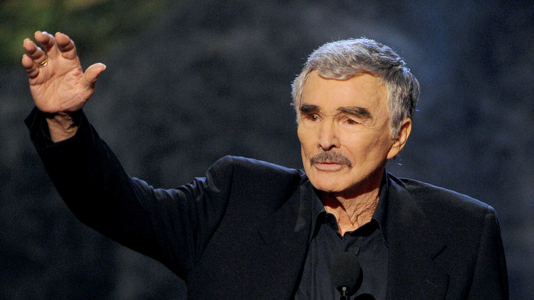 Burt Reynolds waving goodbye