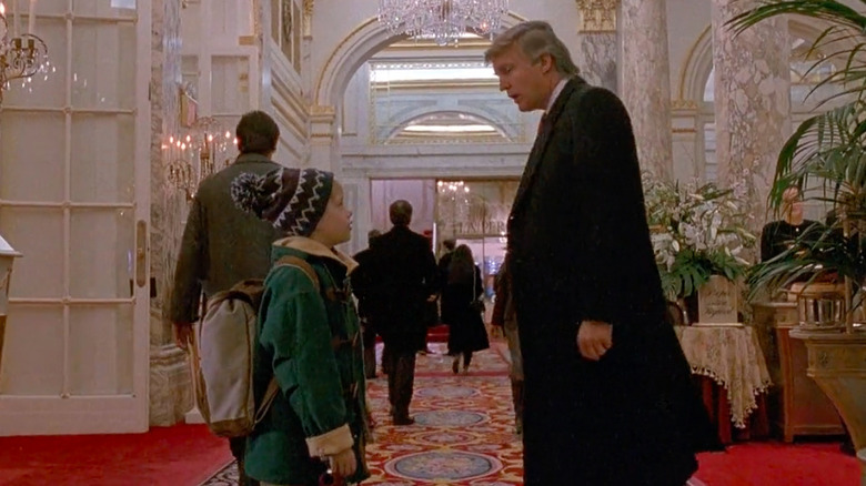 Macaulay Culkin and Donald Trump in Home Alone 2