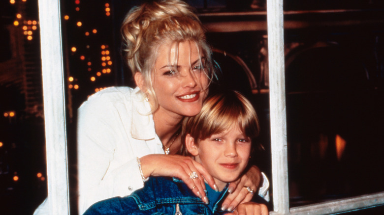 ﻿Anna Nicole Smith with son Daniel