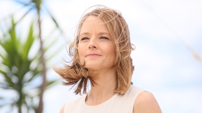 Jodie Foster, faint smile