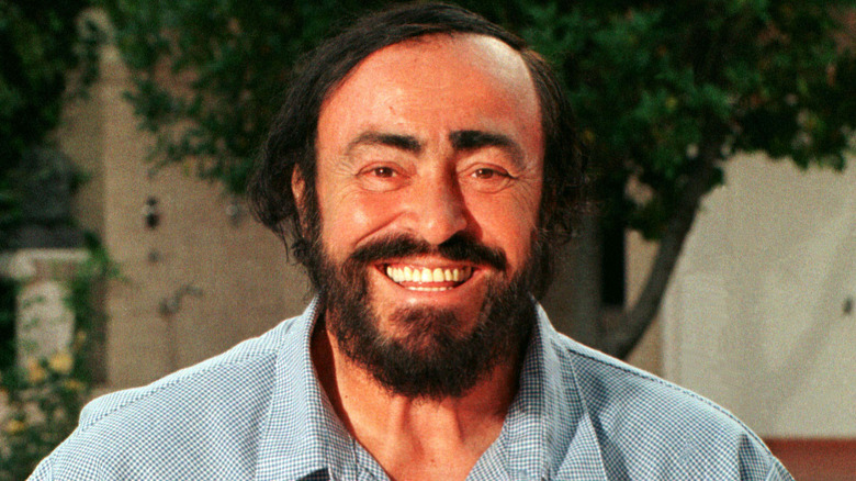 Luciano Pavarotti grinning