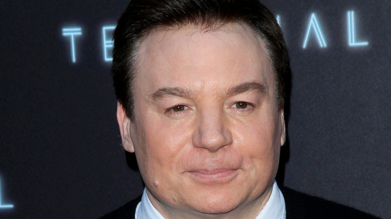 Mike Myers on red carpet