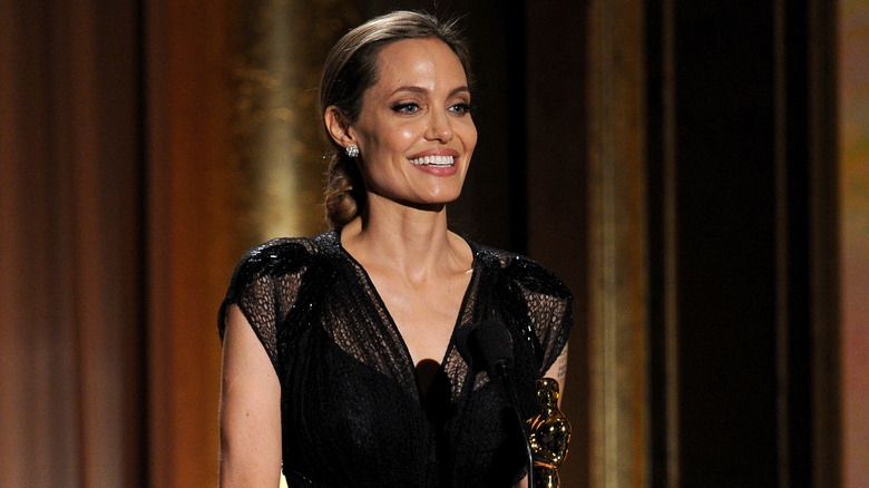 Angelina Jolie wins Humanitarian Academy Award