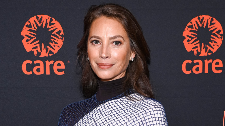 Christy Turlington smiling red carpet