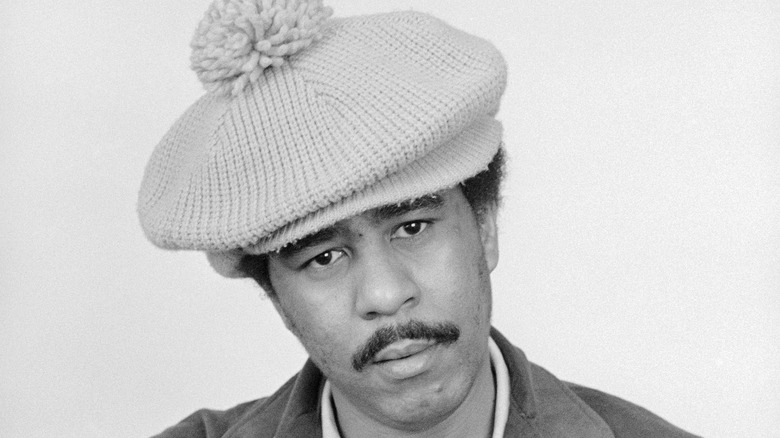 Richard Pryor posing