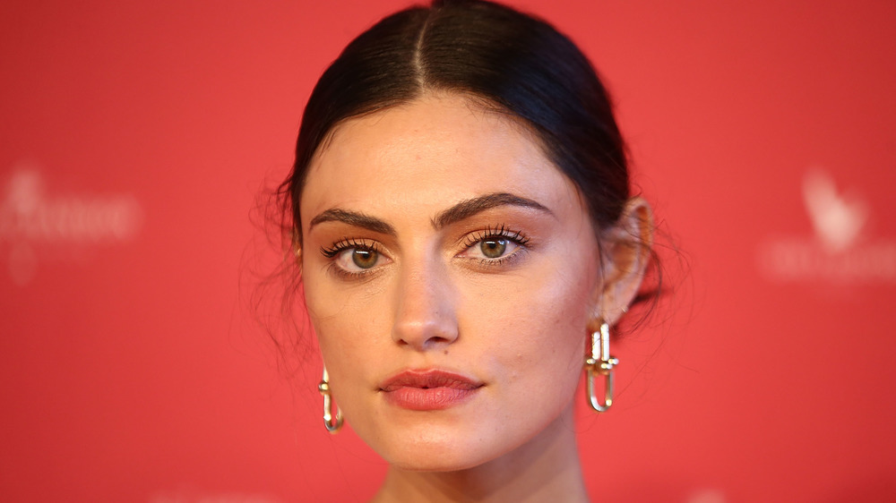 Phoebe Tonkin on red carpet