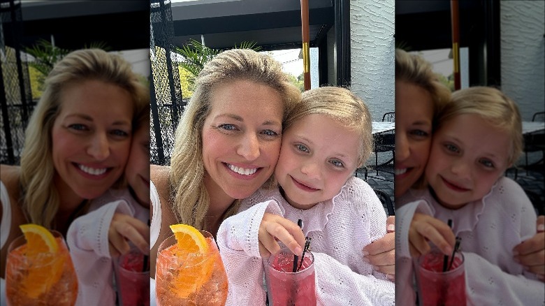 Ainsley Earhardt poses with her daughter