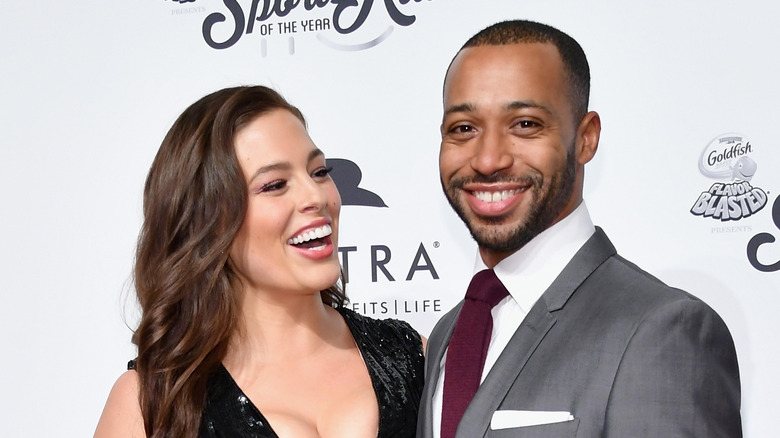 Ashley Graham and Justin Ervin on the red carpet