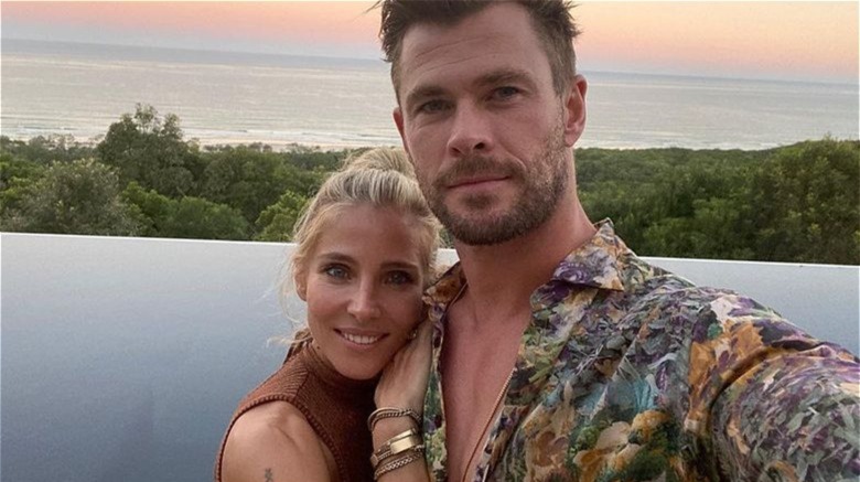 Elsa Pataky and Chris Hemsworth take a selfie outsiede