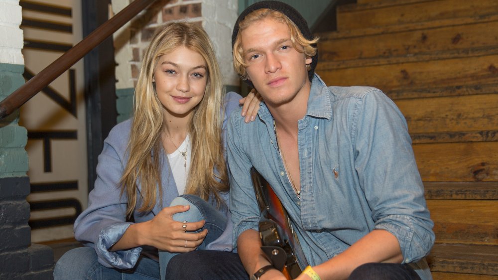 Gigi Hadid, Cody Simpson