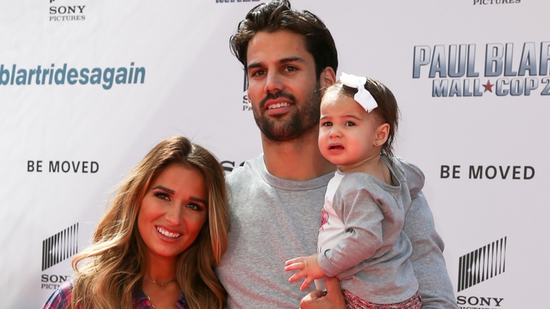 Jessie James Decker poses with family at an event